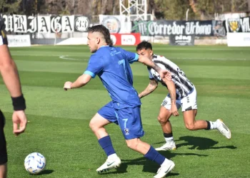 Antes de visitar a Colón, Gimnasia se pegó un golpazo en Mendoza