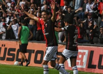 El hincha de Colón se descargó luego del: «Gracias por volver»