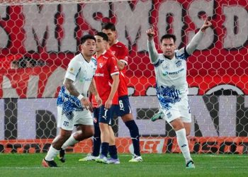 Talleres le cortó la racha de local a Independiente en Avellaneda