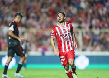 Luna Diale fue anunciado como refuerzo de un equipo del país