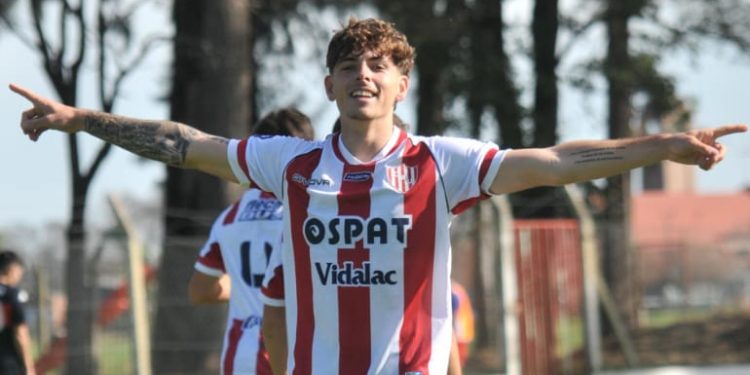 Doblete del marginado Dómina en la victoria de la reserva de Unión ante Tigre