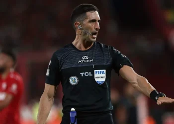 Racing-Unión, con un árbitro que supo fallar en contra del Tate recientemente