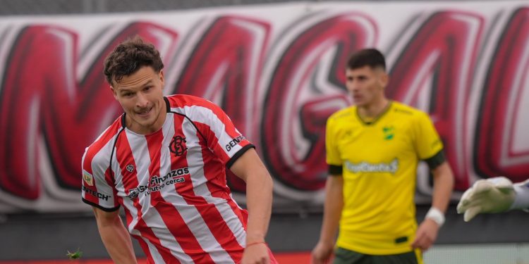 Barracas Central se lo empató a Defensa y Justicia en el final
