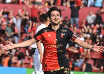 Colón: Bernardi lesionado y horario confirmado para recibir a Chacarita
