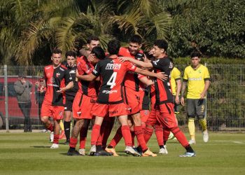 Video: el golazo de Kevin Colli en el empate de la reserva de Colón