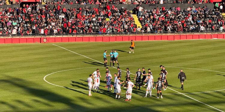 ST: Colón empata con Agropecuario y ya tuvo que hacer dos cambios obligados