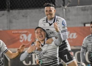 Colón y otro alivio por la derrota de Talleres de Escalada