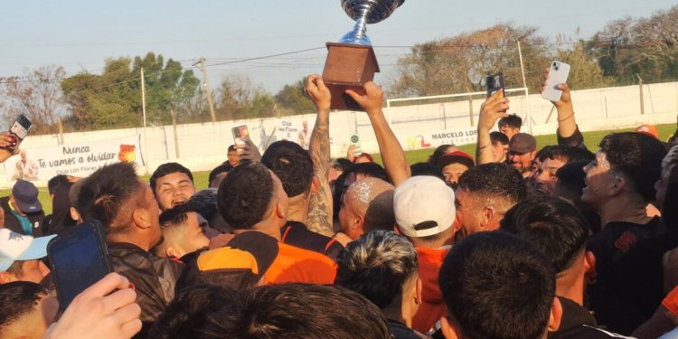 Las Flores II le ganó a Agua y se coronó campeón del Apertura 