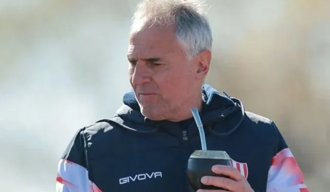 Madelón debe esperar para confirmar el once que jugará ante el Bicho