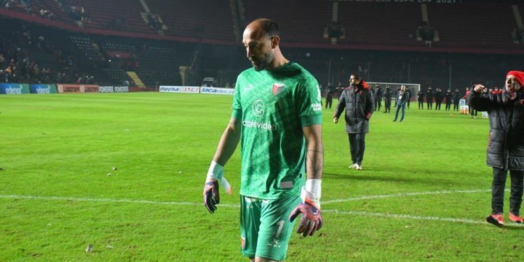 Marcos Díaz continuará apartado del primer equipo de Colón