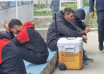 ¿Por qué Colón recién despidió a Minella el martes a la noche?