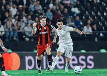 River fue más, pero se tuvo que conformar con el empate en la ida ante Libertad