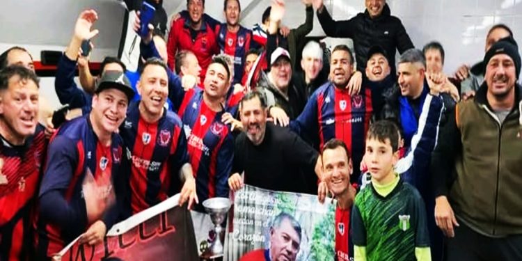 San Lorenzo es el campeón de Oro de la Senior local