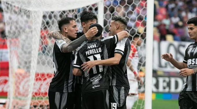 Central Córdoba se quedó con el triunfo ante Estudiantes