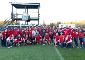 Lionel Scaloni visitó al plantel de Unión