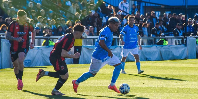 Previo al duelo ante Colón, Defensores de Belgrano empató ante Temperley