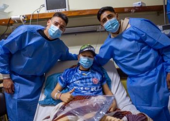 Jugadores de Unión visitaron este domingo el Hospital de Niños