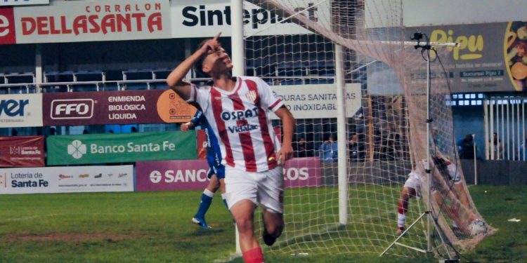 Unión ganó en Rafaela y se metió en semifinales de la Copa Santa Fe