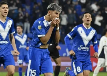 Vélez superó a Independiente en el Amalfitani