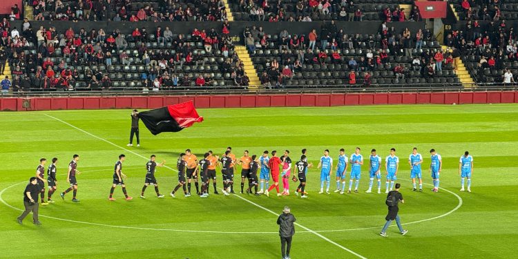 No habrá partido de exhibición entre ex Sabaleros en la previa de Colón-CADU