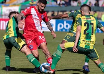 Aldosivi se juega una de sus últimas cartas ante Argentinos