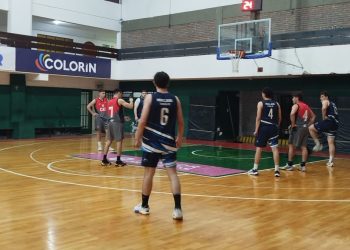A2: Colón (SF) doblegó a Macabi y se afianza en lo más alto