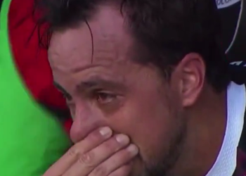 Aplausos y silbidos para Bernardi: ¿Y vos, de qué lado estas?