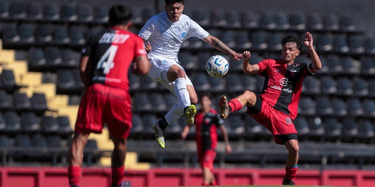 La reserva de Colón fue goleada por el puntero Belgrano en Santa Fe
