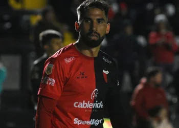 Colón hizo oficial el fallo del TAS por el caso Espínola
