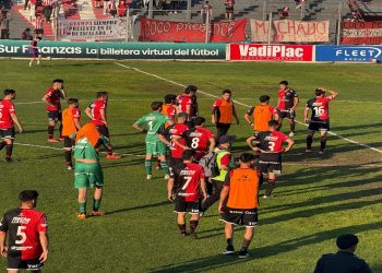 El plantel de Colón rechazó un premio extra por conservar la categoría