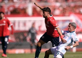 Racing e Independiente se ven las caras en el clásico de Avellaneda