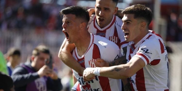 ST: Unión vence 3-1 a GyE goles de Del Blanco, Tarragona y Martínez