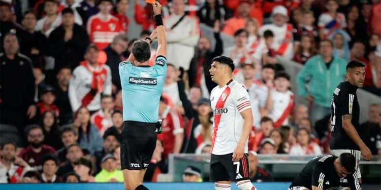 River pedirá una reducción de pena para Maxi Salas