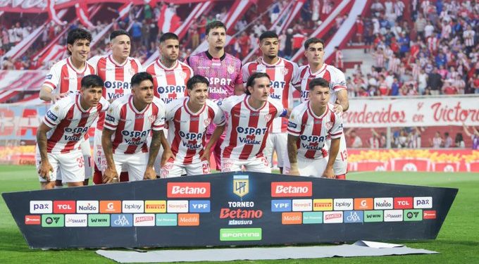 ST: Unión golea 3 a 0 a Defensa, y Taglia atajó un penal