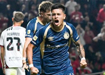 Argentinos venció a Newells para quedar como escolta