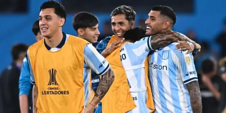 El ex Unión, Adrián Balboa, ahora podría dejar Racing