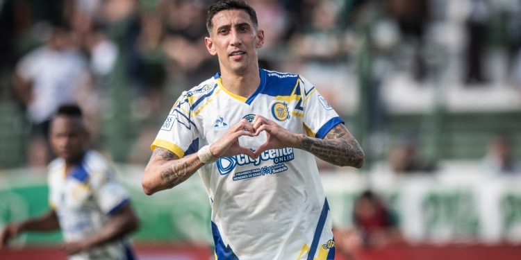 Con gol de Di María, Central venció a Sarmiento y se clasificó a la Libertadores 2026