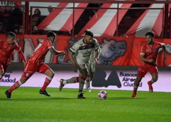 Las dos veces que Colón jugó «un domingo de elecciones»