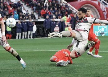 Colón: Cuenta regresiva para impedir la inhibición