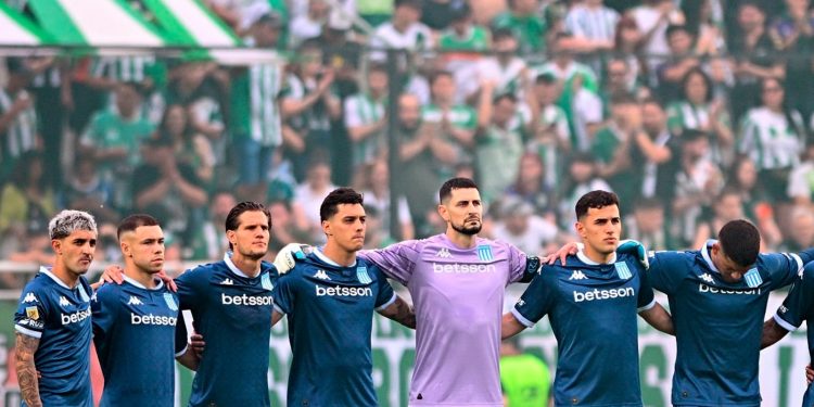 Qué lesión sufrió Alan Forneris en Racing