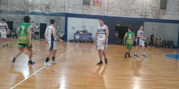 A2: Kimberley se puso al día con una victoria frente a Centenario