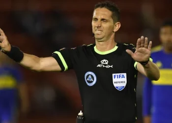 AFA castigó a Nicolás Lamolina por el arbitraje en Barracas-Boca