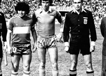 Unión recordó a Diego: «cada 30 de octubre la pelota es del 10»