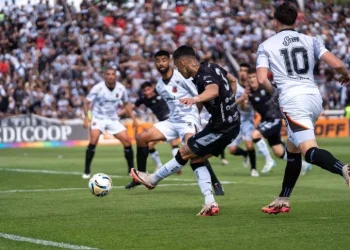 Gimnasia de Mendoza ganó y jugará la final por el ascenso