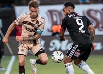 Platense y Riestra quedaron a mano en Vicente López