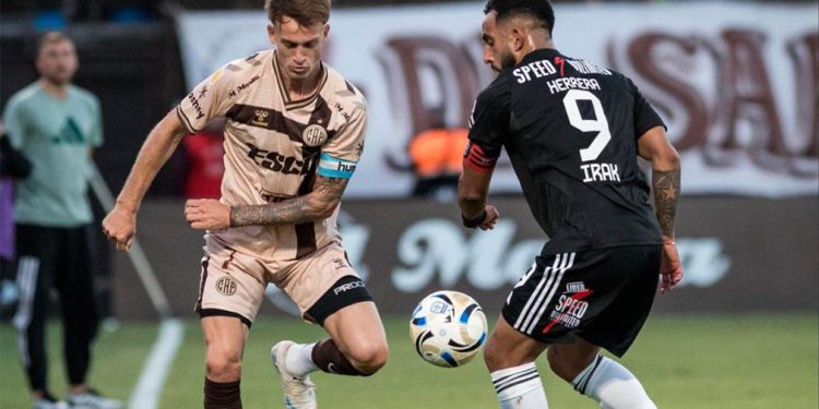 Platense y Riestra quedaron a mano en Vicente López