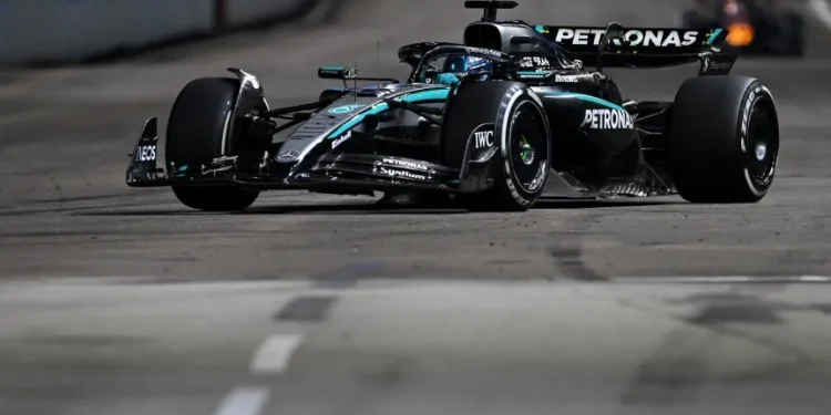 F1: Russell ganó el GP de Singapur y festejó McLaren