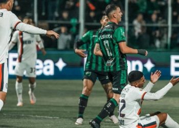 San Lorenzo recibe a San Martín, para encaminar su pase a playoffs