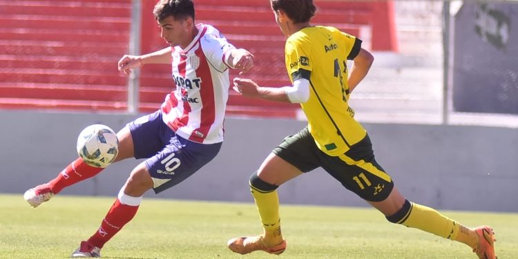 La reserva de Unión empató ante Defensa en Santa Fe