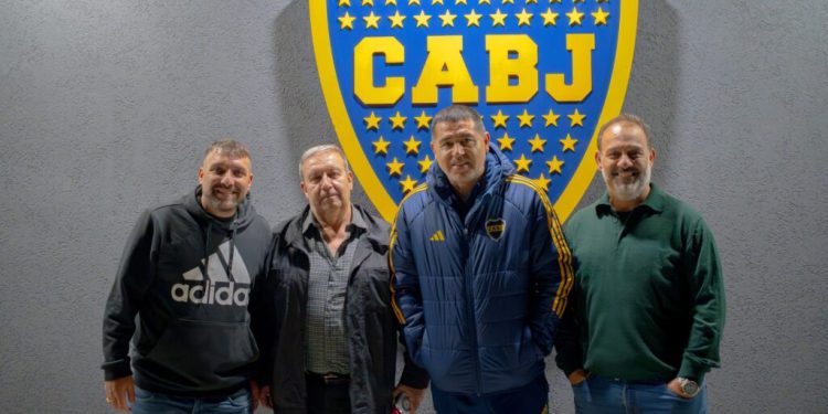 El candidato a presidente de Colón que se reunió con Juan Román Riquelme